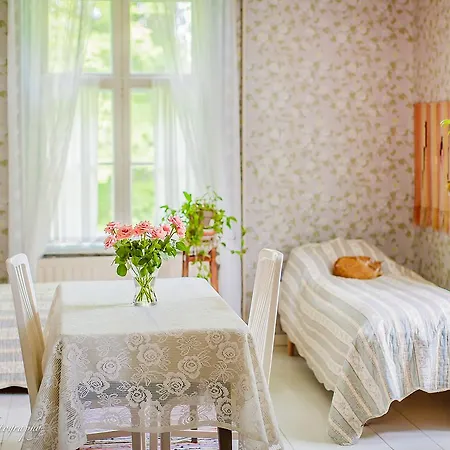 Rusthall-kartano Wanha Peltola Couette-café
